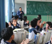 学生的创造力协作才能也让他们在竞赛中收获了成就感和自信心