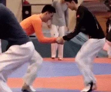 别羡慕春丽的腿啦!咱中国跆拳道队“好腿”更多!